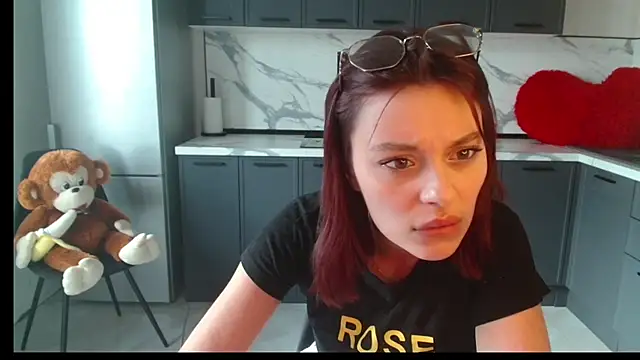 Eva_Avea: απευθείας συνομιλία ΧΧΧ