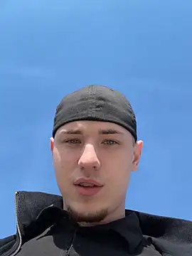 Czat XXX na żywo – Channingboy