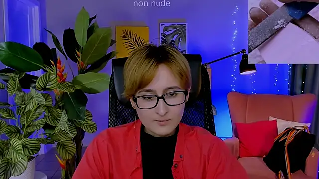 LixeLuna 现场XXX聊天