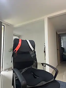 TroyeSavage's Live XXX Chat