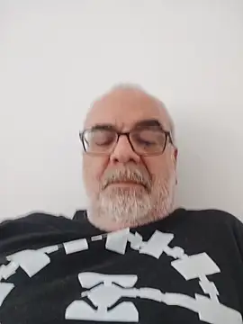 Chatroom XXX en direct de Satiro_Sevilla