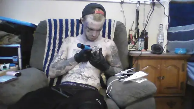 Pokazy przed kamerką – SWAGGDaddy93