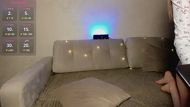 Show modela _JessLei_ na web-kameri