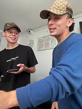 Chat +18 de Daddyrich_632 ao vivo