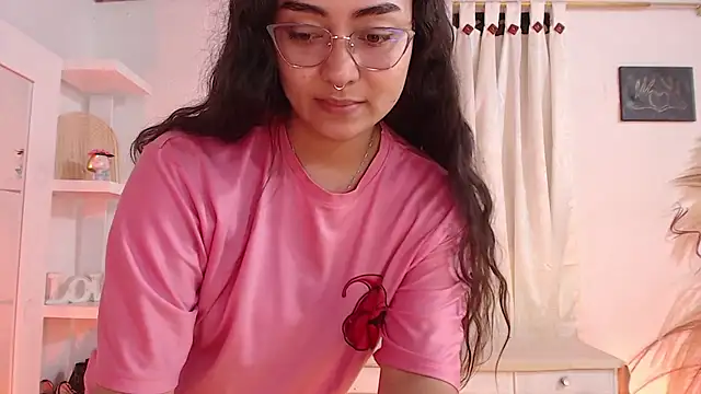 _Kim__M's Live XXX Chat