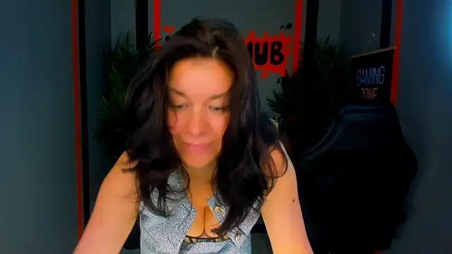 AnaMills Live XXX-Chat