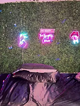 RenaThickAss' Live XXX Chat