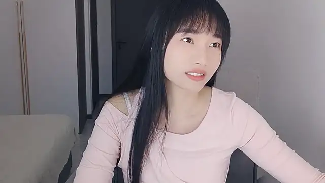 Lisa-3333's Live XXX Chat