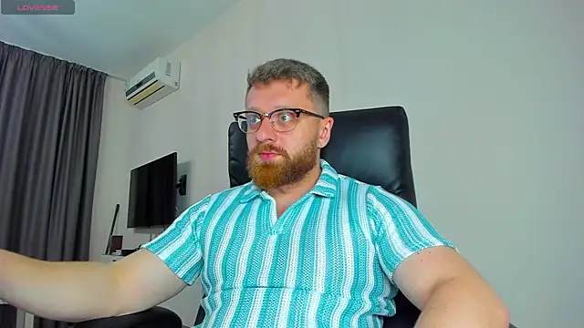 Онлайн чат XXX Findom_guy