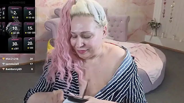 Czat XXX na żywo – Penelope_Pinky