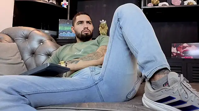 matteosantosのライブXXXチャット