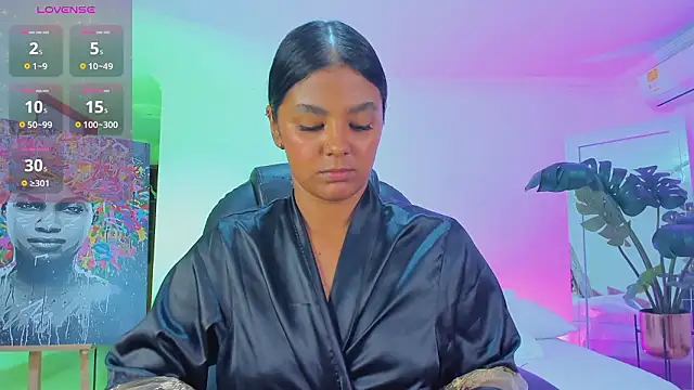 XXX chat uživo modela JANYLOVE__