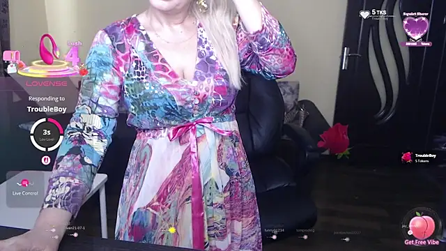 KandyHellenx: онлайн-секс-чат