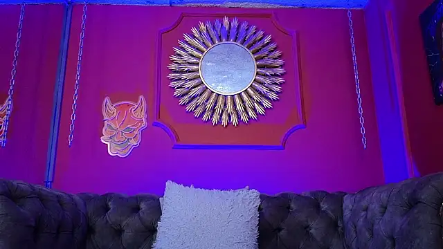 Czat XXX na żywo – Julieta_Russell