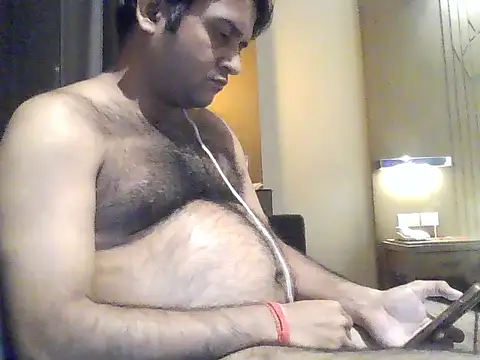 rarindam17 Show in webcam