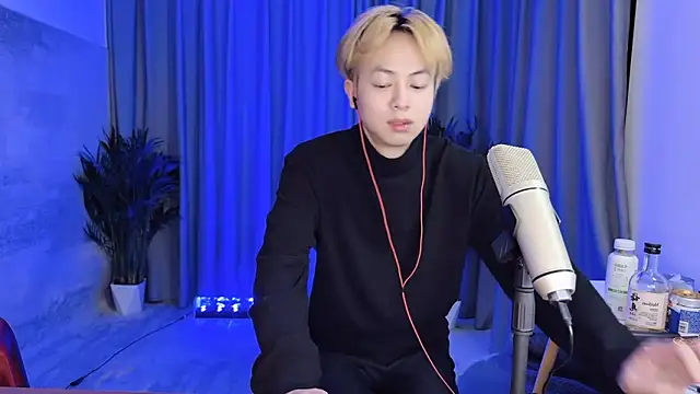 Pokazy przed kamerką – hafabva