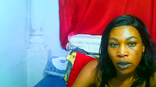 freaky_naughty Adlı Modelin Canlı XXX Sohbeti