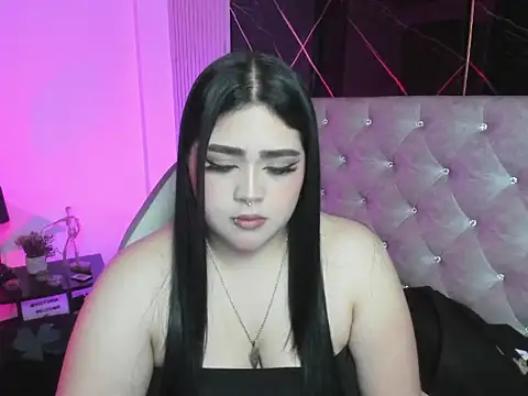 im_bunny__ Adlı Modelin Canlı XXX Sohbeti