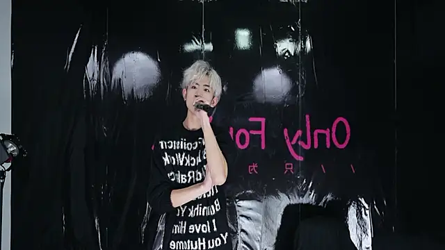 sweetboys666: вебкам-шоу