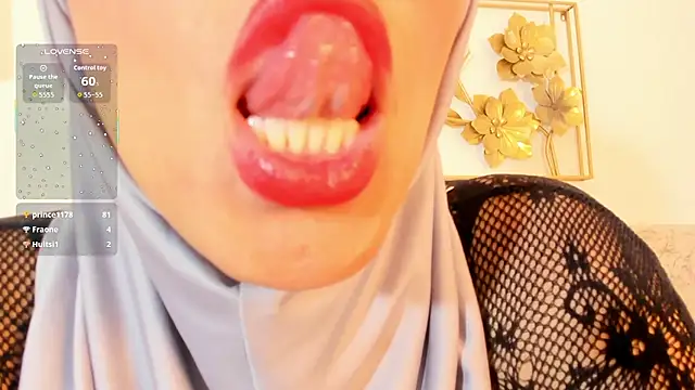 hanajameela Adlı Modelin Canlı XXX Sohbeti