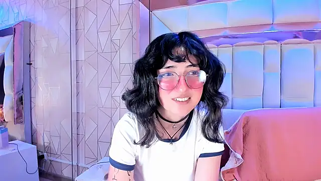 Chat +18 de SaraMartini1 ao vivo