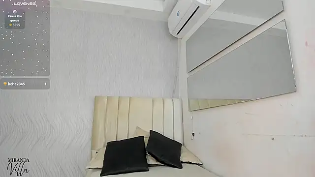 Chat +18 de miranda_villa ao vivo