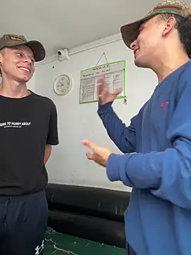 Онлайн чат XXX Daddyrich_632