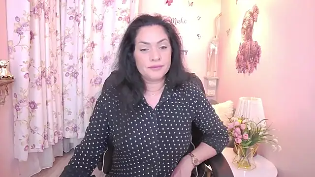 MyLovOne's Live XXX Chat