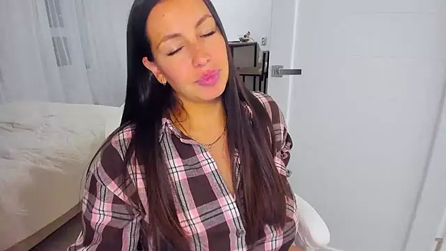 Chat +18 de AvisFlowers ao vivo