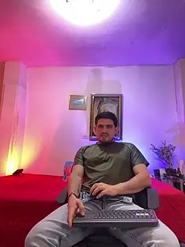 williamsmiiths16: διαδικτυακό σόου στην κάμερα