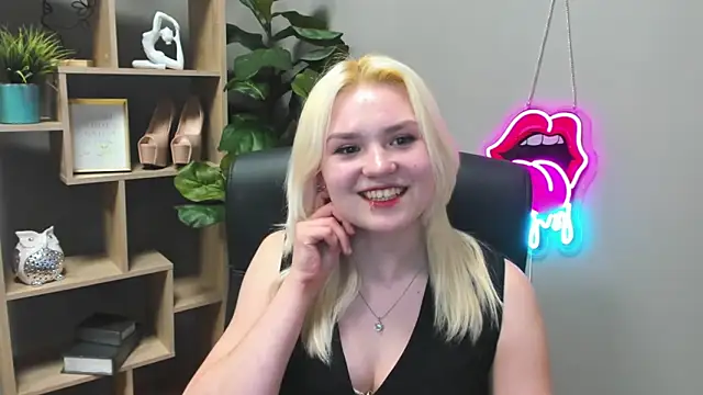 SweetLilyxo's Live XXX Chat