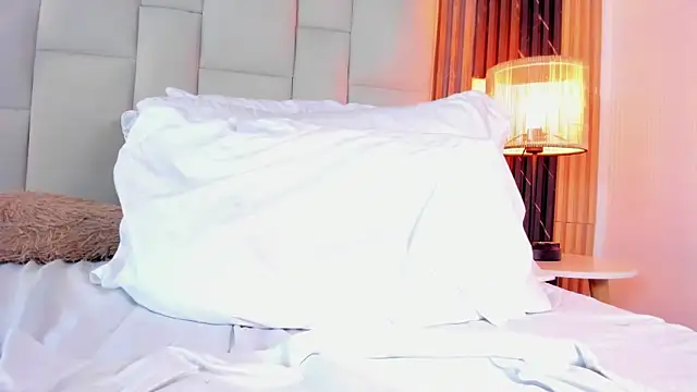 Nicolqueen_: онлайн-секс-чат