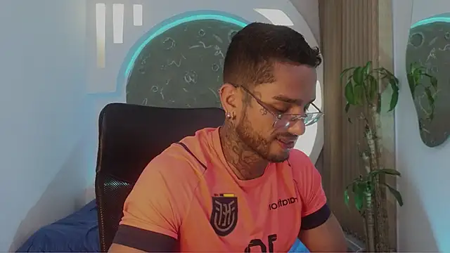 Alanrodgers élő XXX-chatje