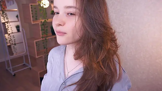 LeighaKind লাইভ XXX চ্যাট