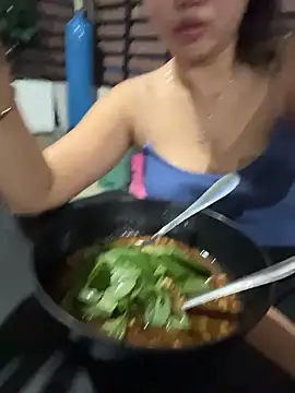 Bella_nasty69のライブXXXチャット