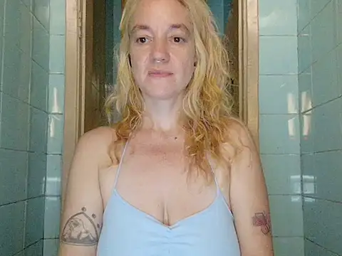 Senhoritajesus42: онлайн-секс-чат