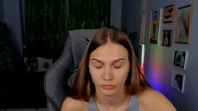 Sweet_Emilya 라이브 XXX 채팅