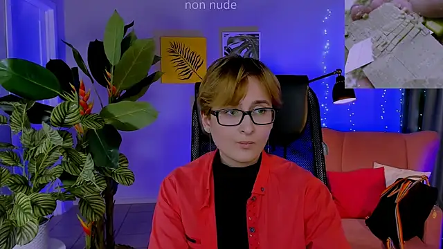 LixeLuna: онлайн-секс-чат