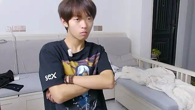 buding-001 Show Webcam