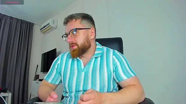 Findom_guy Webcam show