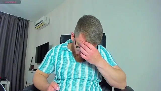 Findom_guy – webcam-show