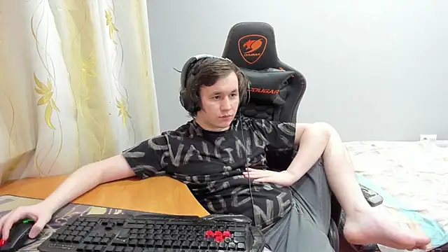 iliaskrislove 网络视讯表演