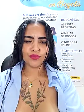 MAYE__13 Adlı Modelin Web Kamerası Şovu