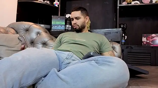 Chatroom XXX en direct de matteosantos