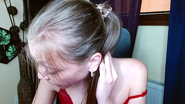 EmillyPlay's Live XXX Chat