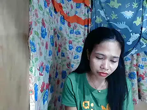 Chatroom XXX en direct de PinaySkinnyGirl