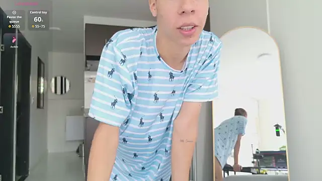 grey___27 即時 XXX 聊天