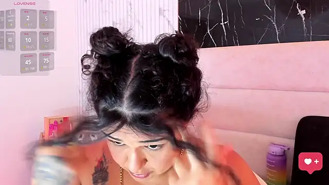 Živý XXX chat Reginavegaa