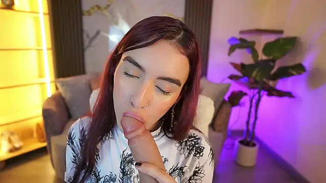 دردشة TessaaFox الجنسية المباشرة