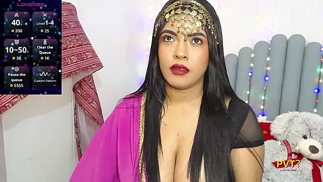 lakshmiraniii's Live XXX Chat